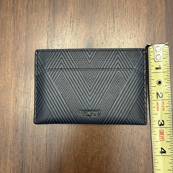 TUMI Nassau Slim Card Case Navy/Black Leather - Picture 10 of 10